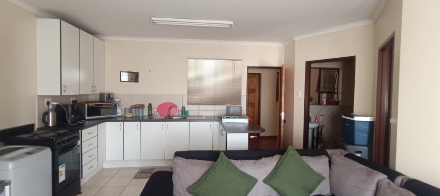 1 Bedroom Property for Sale in Vanderbijlpark CW 5 Gauteng