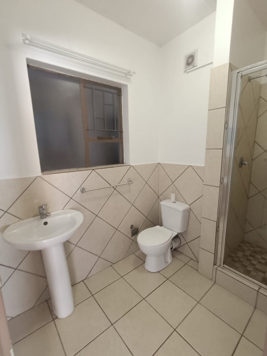 1 Bedroom Property for Sale in Vanderbijlpark CW 5 Gauteng