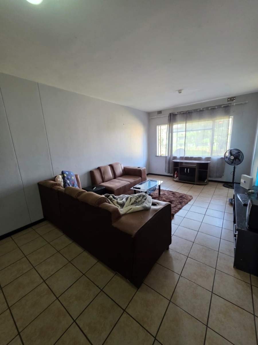 1 Bedroom Property for Sale in Vanderbijlpark CW 1 Gauteng