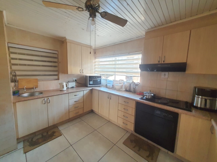4 Bedroom Property for Sale in Vanderbijlpark CE 3 Gauteng