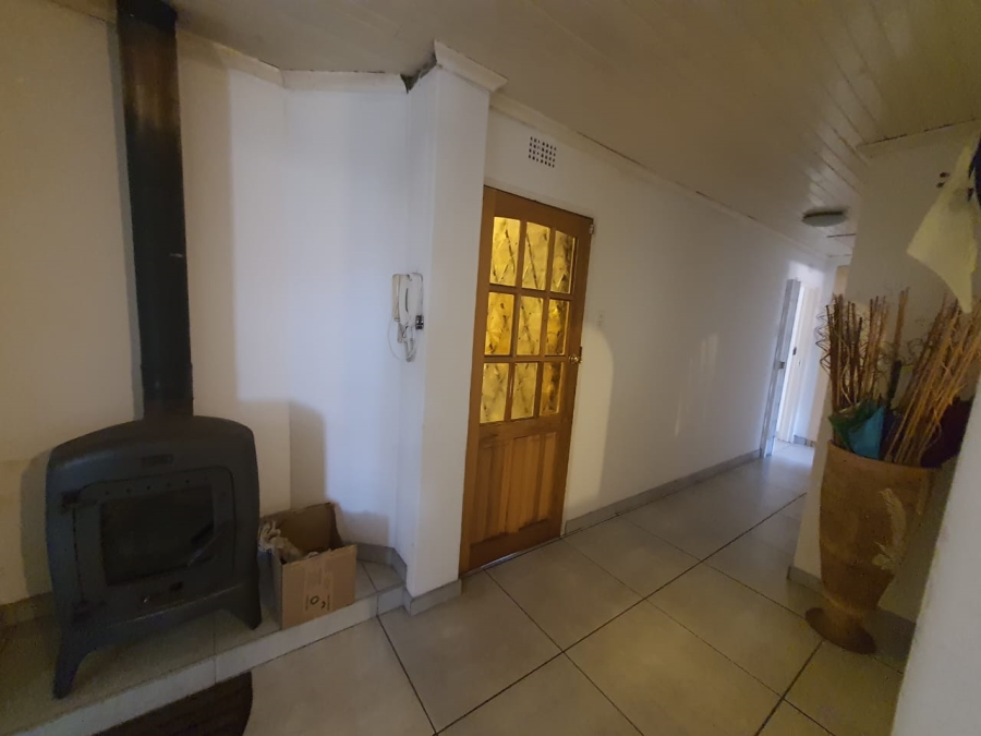 4 Bedroom Property for Sale in Vanderbijlpark CE 3 Gauteng