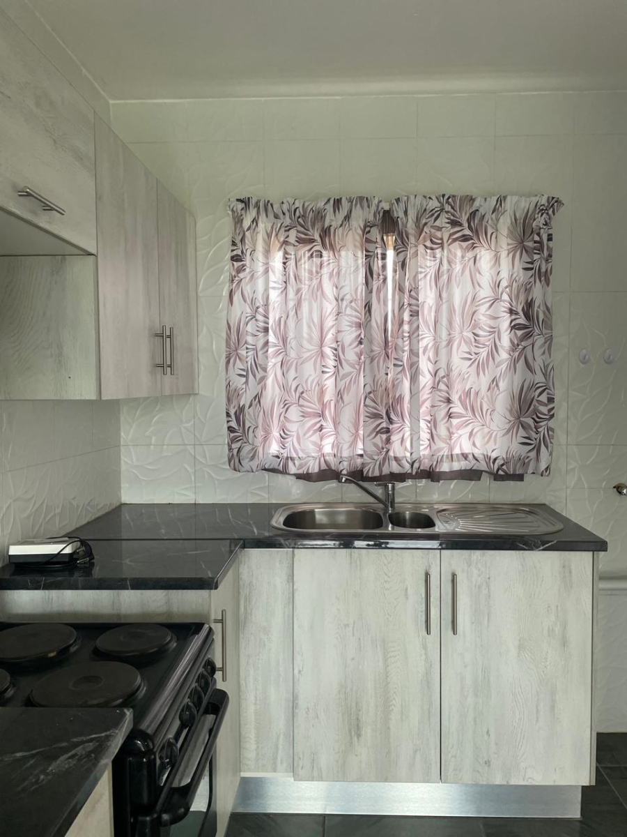 2 Bedroom Property for Sale in Vanderbijlpark CW 3 Gauteng