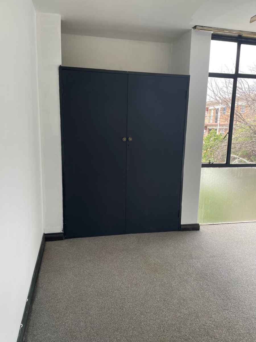 2 Bedroom Property for Sale in Vanderbijlpark CW 3 Gauteng
