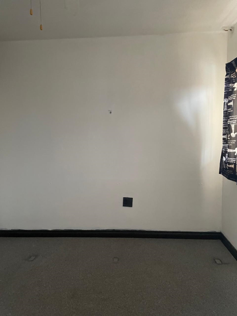 2 Bedroom Property for Sale in Vanderbijlpark CW 3 Gauteng