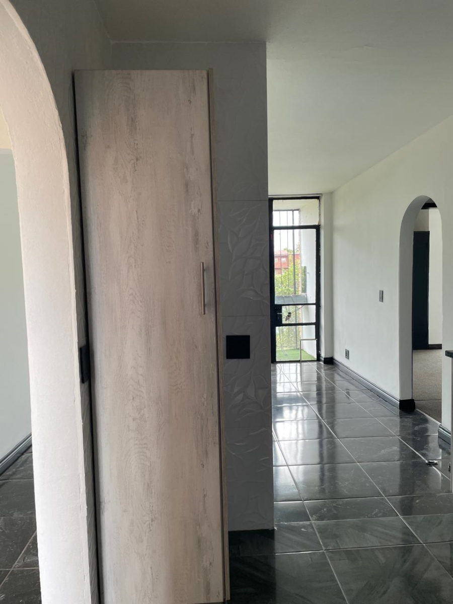 2 Bedroom Property for Sale in Vanderbijlpark CW 3 Gauteng