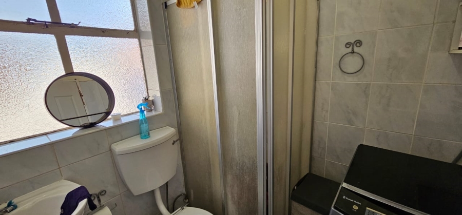 1 Bedroom Property for Sale in Vanderbijlpark CW 1 Gauteng