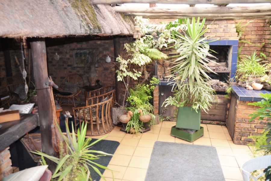 2 Bedroom Property for Sale in Vanderbijlpark CW 3 Gauteng