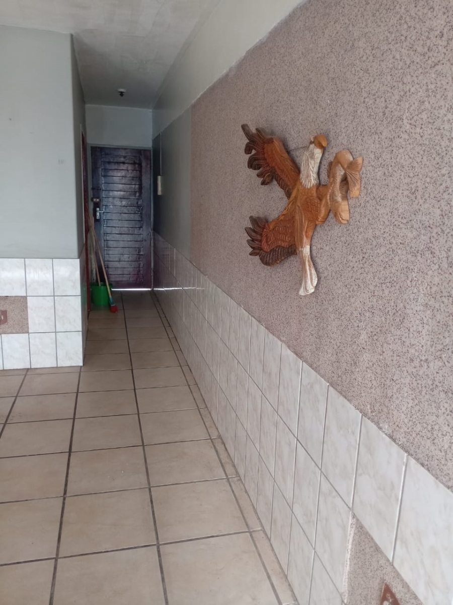 2 Bedroom Property for Sale in Vanderbijlpark CW 3 Gauteng