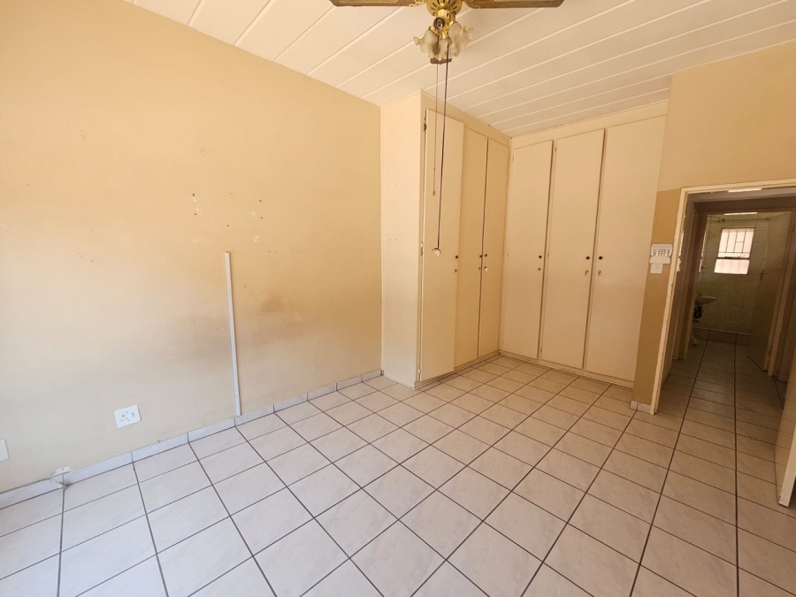 2 Bedroom Property for Sale in Vanderbijlpark CE 3 Gauteng