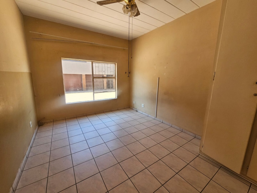 2 Bedroom Property for Sale in Vanderbijlpark CE 3 Gauteng