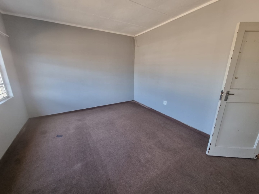 2 Bedroom Property for Sale in Vanderbijlpark CW 5 Gauteng