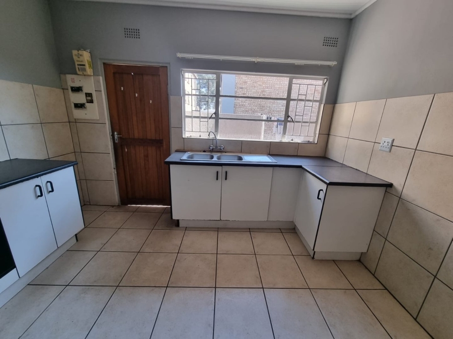 2 Bedroom Property for Sale in Vanderbijlpark CW 5 Gauteng