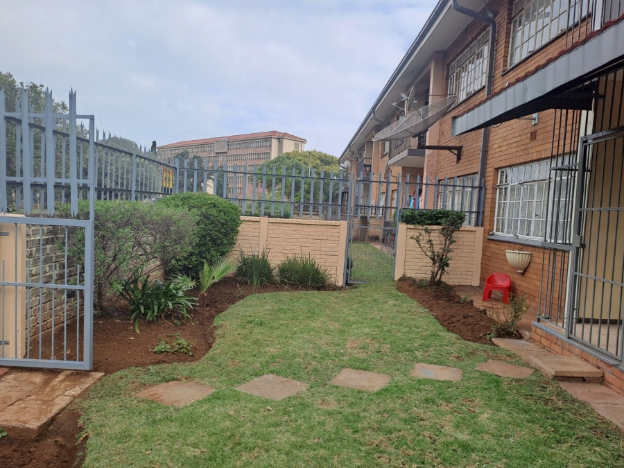 2 Bedroom Property for Sale in Vanderbijlpark CW 3 Gauteng