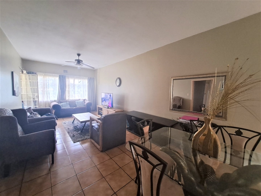 2 Bedroom Property for Sale in Vanderbijlpark CW 3 Gauteng
