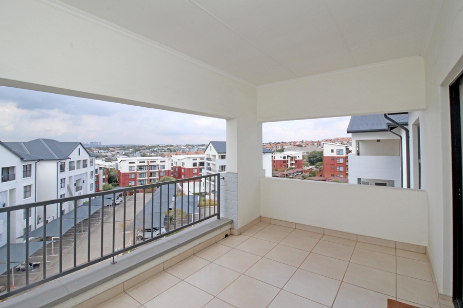 To Let 1 Bedroom Property for Rent in Greenstone Hill Gauteng