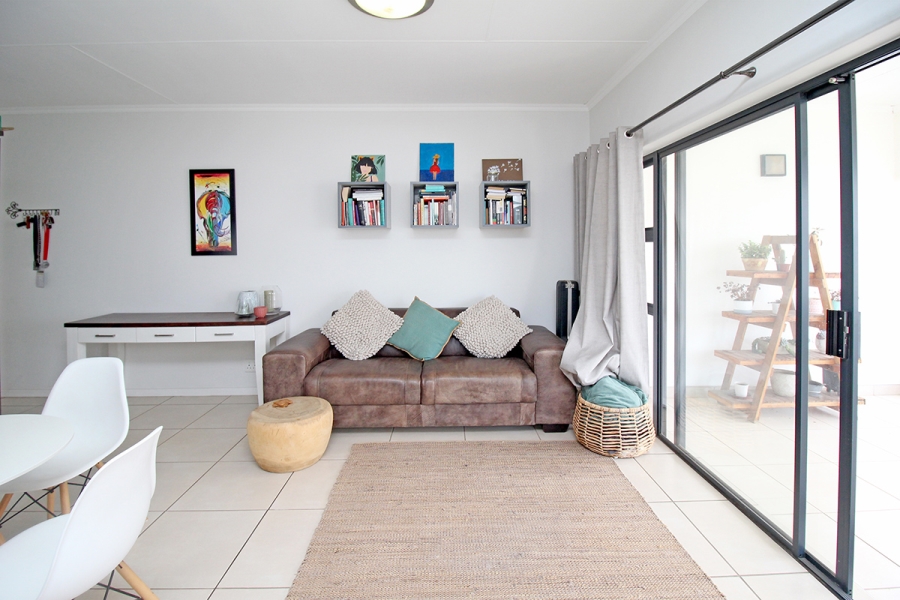 To Let 1 Bedroom Property for Rent in Greenstone Hill Gauteng