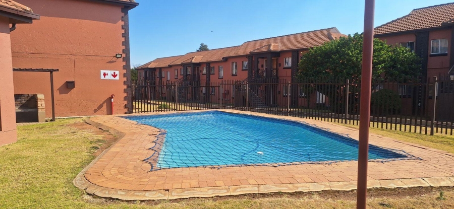 2 Bedroom Property for Sale in Terenure Gauteng