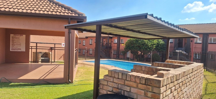 2 Bedroom Property for Sale in Terenure Gauteng