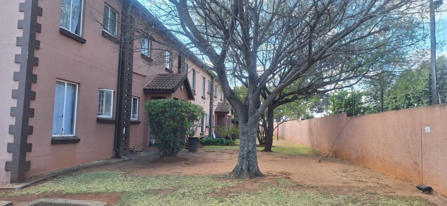 2 Bedroom Property for Sale in Terenure Gauteng