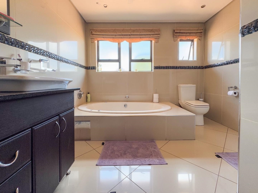 To Let 4 Bedroom Property for Rent in Blue Saddle Ranches Gauteng
