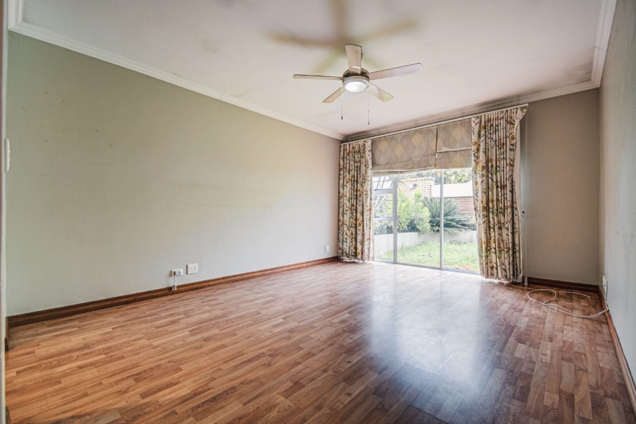 3 Bedroom Property for Sale in Bardene Gauteng