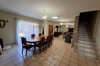 4 Bedroom Property for Sale in Sinoville Gauteng