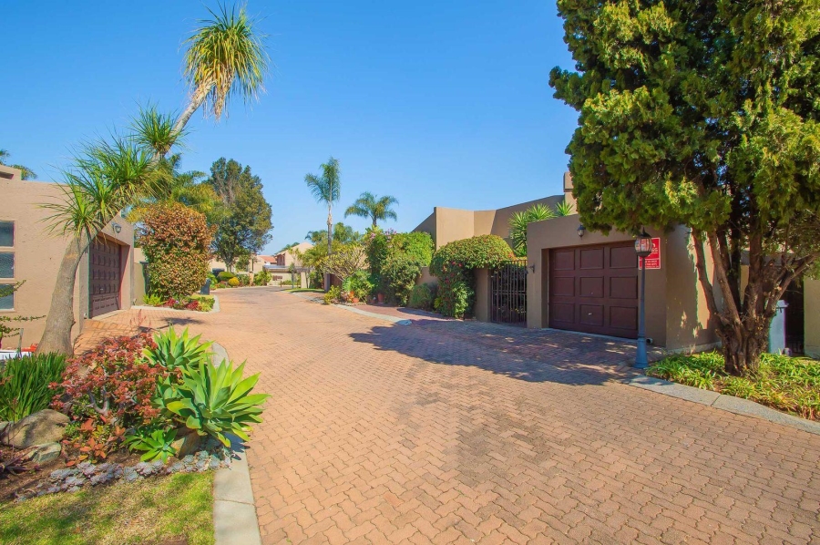 2 Bedroom Property for Sale in North Riding Gauteng