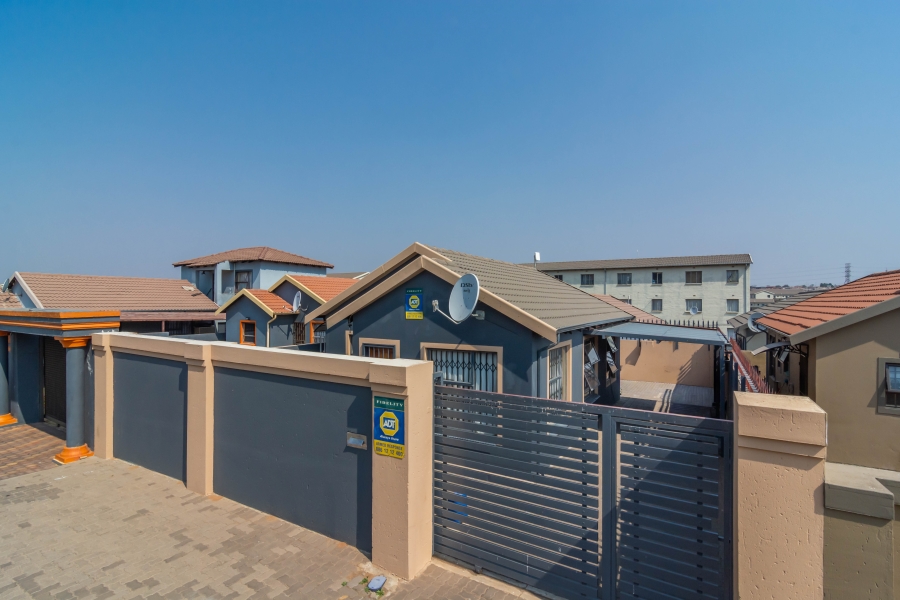 3 Bedroom Property for Sale in Fleurhof Gauteng