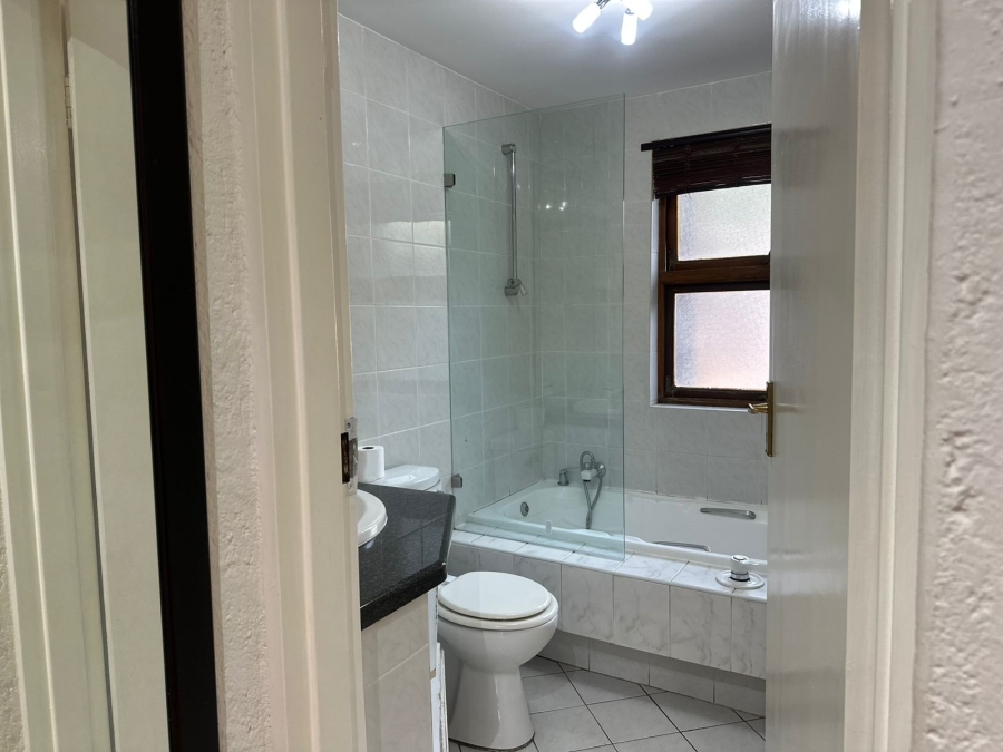 To Let 3 Bedroom Property for Rent in Morningside Gauteng