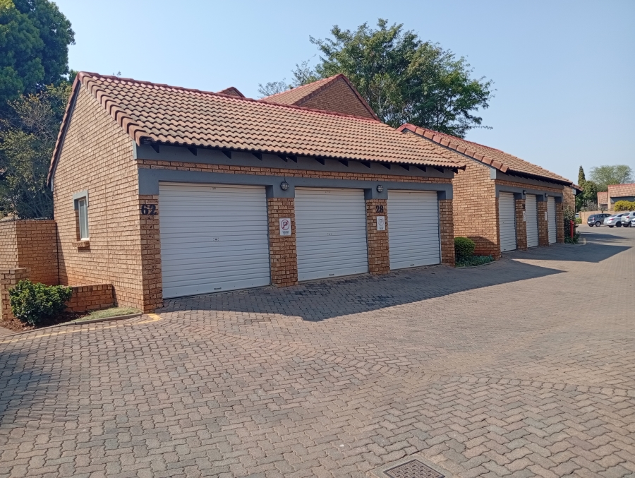 2 Bedroom Property for Sale in Equestria Gauteng