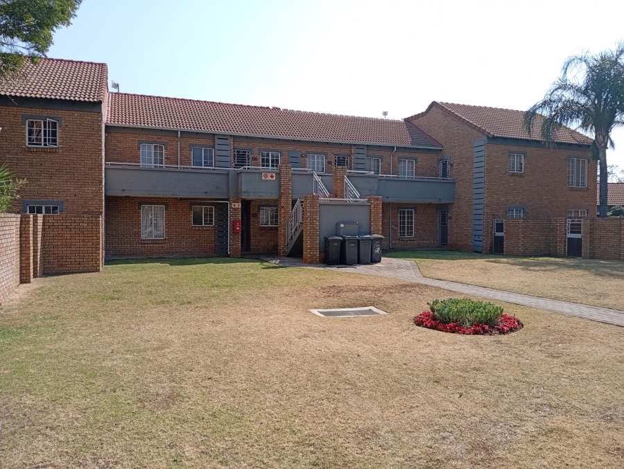2 Bedroom Property for Sale in Equestria Gauteng
