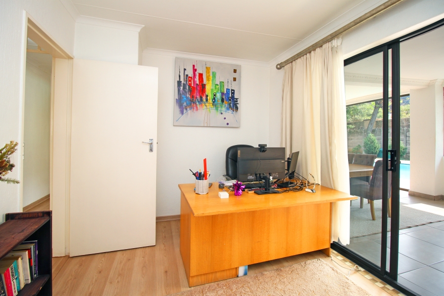 3 Bedroom Property for Sale in Sharonlea Gauteng
