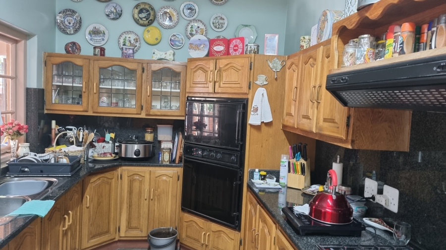 4 Bedroom Property for Sale in Clydesdale Gauteng