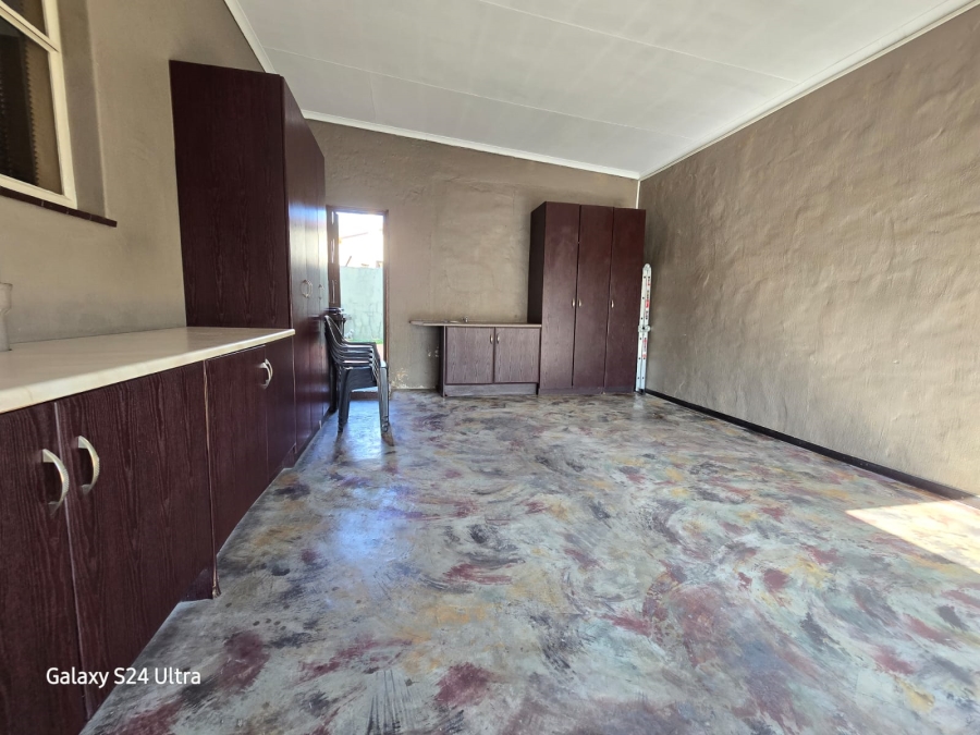 3 Bedroom Property for Sale in Klippoortje Gauteng