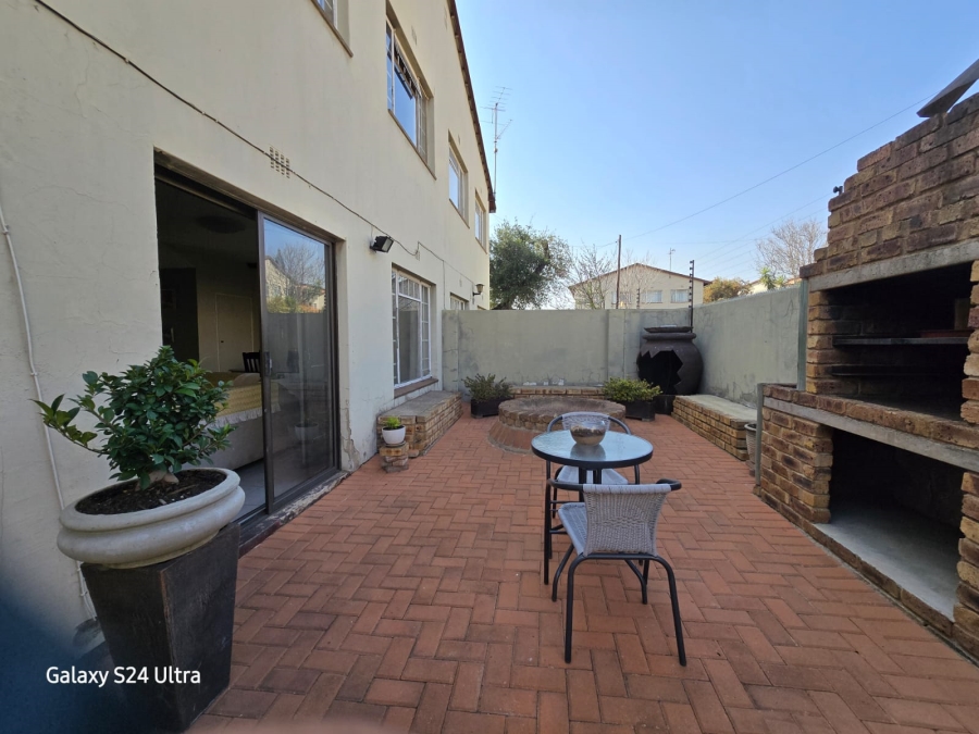 3 Bedroom Property for Sale in Klippoortje Gauteng