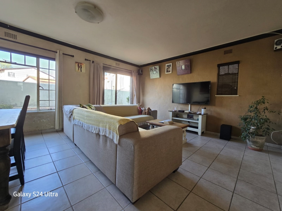 3 Bedroom Property for Sale in Klippoortje Gauteng