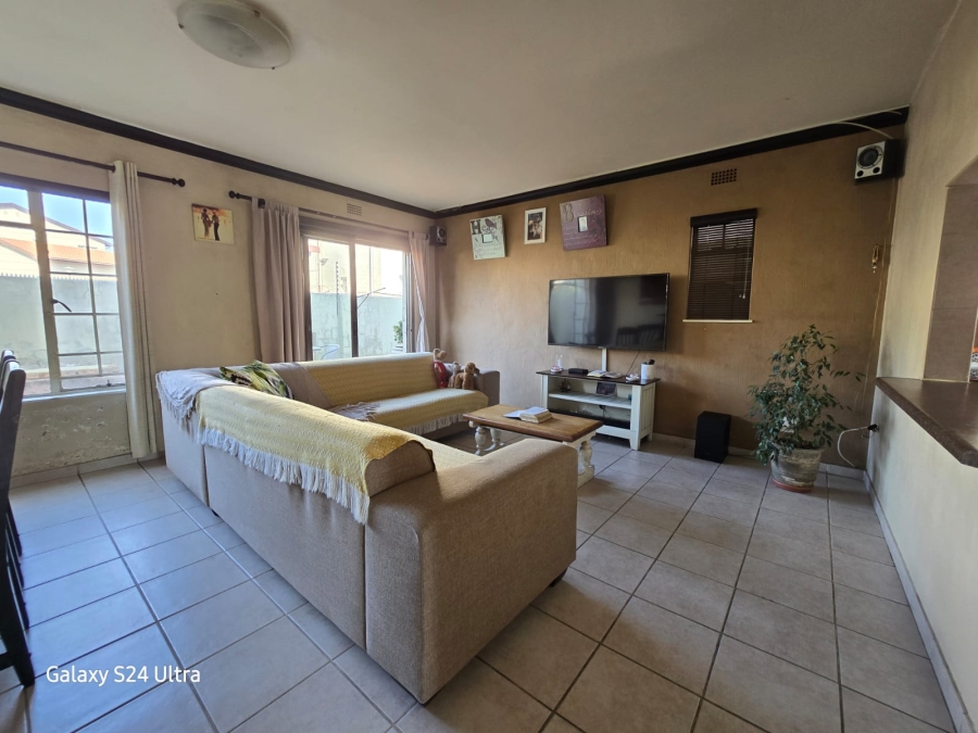3 Bedroom Property for Sale in Klippoortje Gauteng