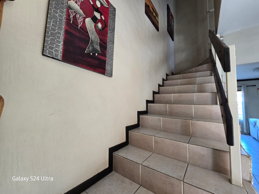 3 Bedroom Property for Sale in Klippoortje Gauteng