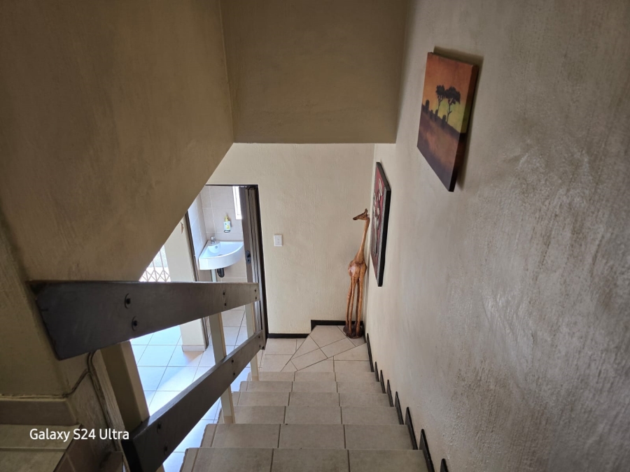 3 Bedroom Property for Sale in Klippoortje Gauteng