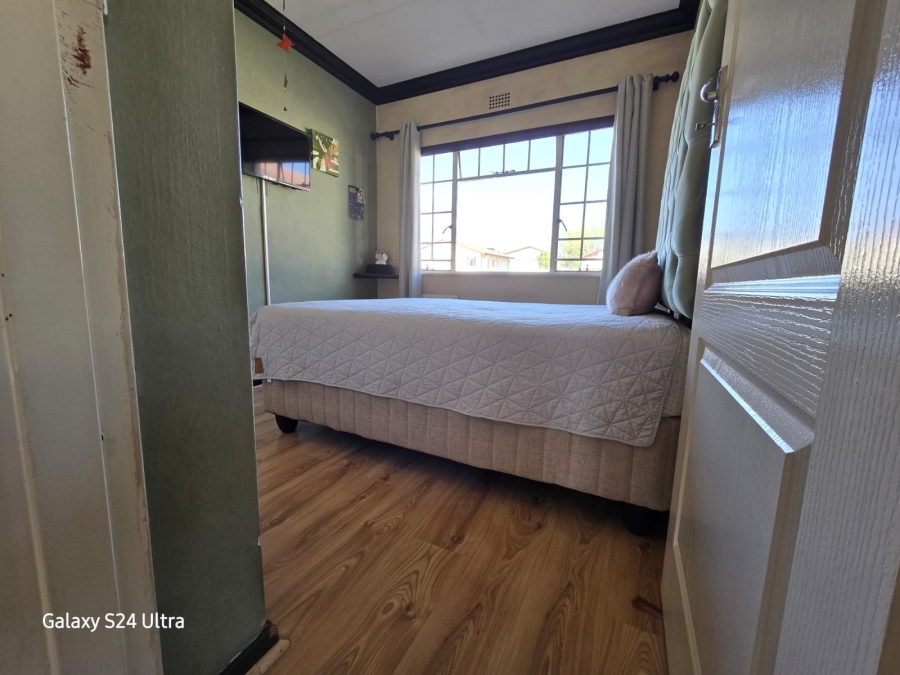 3 Bedroom Property for Sale in Klippoortje Gauteng