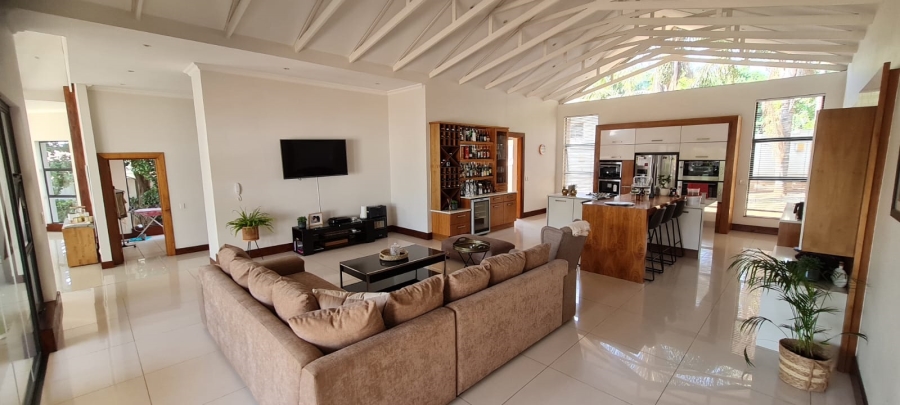 To Let 5 Bedroom Property for Rent in Bedfordview Gauteng