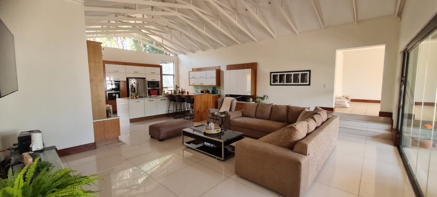 To Let 5 Bedroom Property for Rent in Bedfordview Gauteng