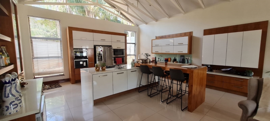 To Let 5 Bedroom Property for Rent in Bedfordview Gauteng