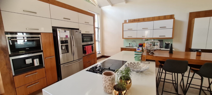 To Let 5 Bedroom Property for Rent in Bedfordview Gauteng