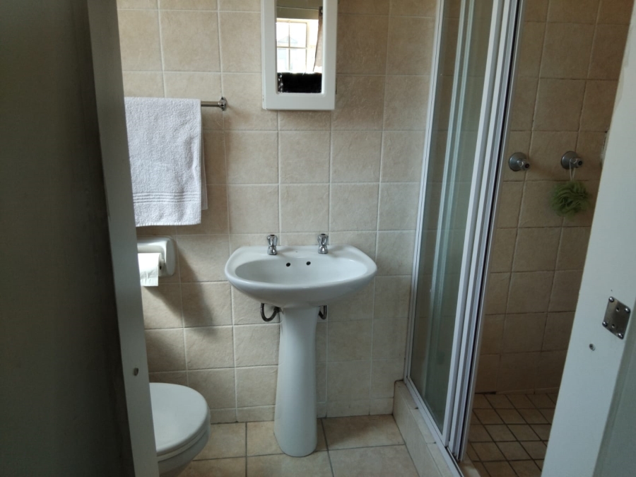 2 Bedroom Property for Sale in Strubensvallei Gauteng