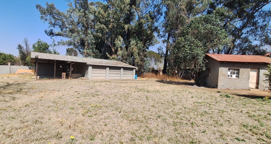 4 Bedroom Property for Sale in Lochvaal Gauteng