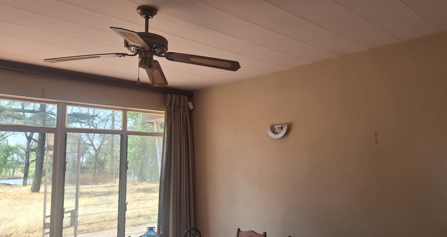 4 Bedroom Property for Sale in Lochvaal Gauteng