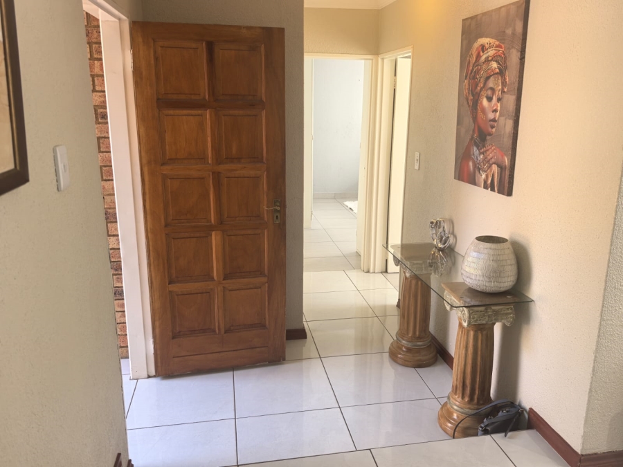 3 Bedroom Property for Sale in Weltevreden Park Gauteng