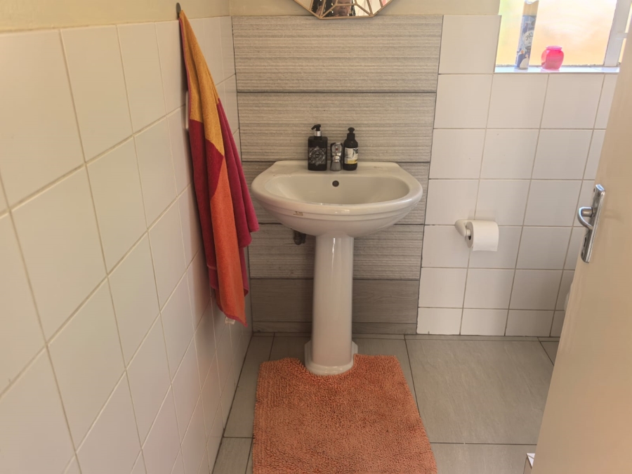 3 Bedroom Property for Sale in Weltevreden Park Gauteng