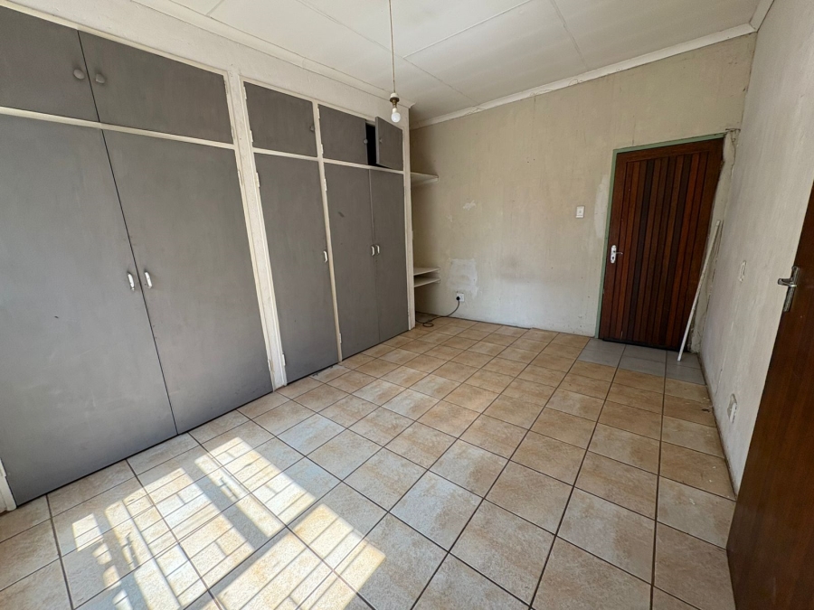 2 Bedroom Property for Sale in Vanderbijlpark SW 1 Gauteng